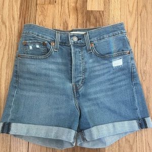 Levi’s Medium Wash Wedgie Shorts